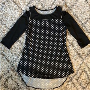 Women’s black polka dot cold shoulder top medium